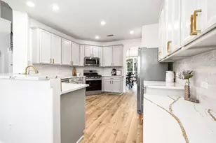 13611 Cotton Way, Baytown, TX 77523 - Photo 12