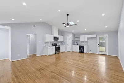 4926 Edfield Street, Houston, TX 77033 - Photo 14
