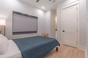 406 Fenn St, Houston, TX 77018 - Photo 14