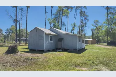 18397 Deer Glen West Drive, Conroe, TX 77302 - Photo 2