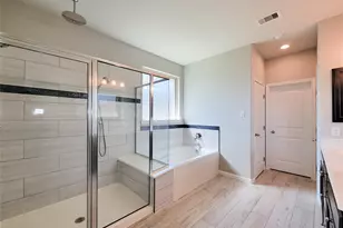 2982 Austin Breeze Ln Ln, League City, TX 77573 - Photo 32