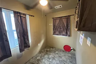 4717 33rd St, Dickinson, TX 77539 - Photo 14