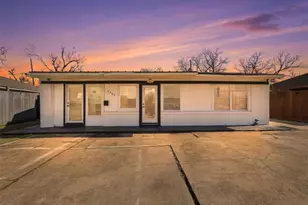 2205 Strawberry Rd, Pasadena, TX 77502 - Photo 4