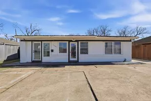 2205 Strawberry Rd, Pasadena, TX 77502 - Photo 2