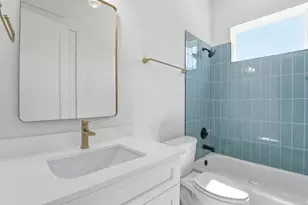 8918 Sunshine Laverne Ln, Houston, TX 77080 - Photo 26