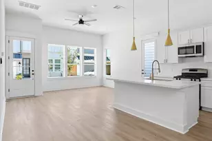 8918 Sunshine Laverne Ln, Houston, TX 77080 - Photo 14