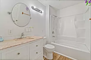 401 Lee Ave, Anahuac, TX 77514 - Photo 14