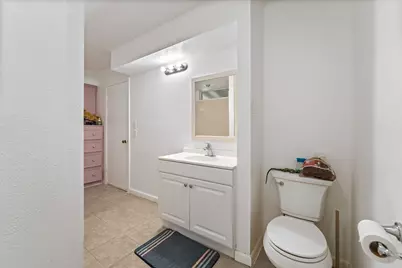 401 Lee Avenue, Anahuac, TX 77514 - Photo 28