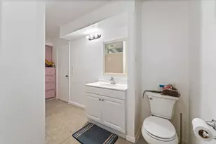 401 Lee Ave, Anahuac, TX 77514 - Photo 28