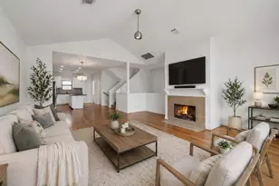 650 Westcross St, Houston, TX 77018 - Photo 2