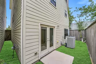 650 Westcross St, Houston, TX 77018 - Photo 34