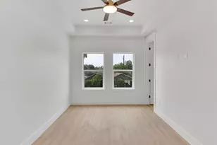 1311 E 33rd St, Houston, TX 77022 - Photo 20