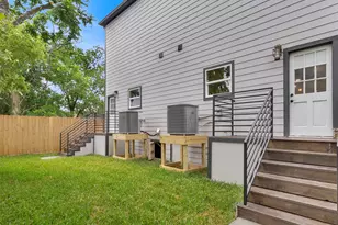 1311 E 33rd St, Houston, TX 77022 - Photo 28