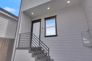 1311 E 33rd St, Houston, TX 77022 - Photo 4