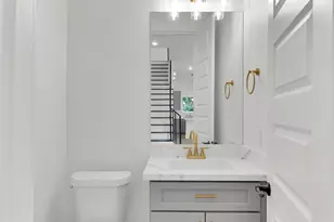 1311 E 33rd St, Houston, TX 77022 - Photo 14