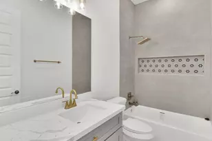 1311 E 33rd St, Houston, TX 77022 - Photo 18