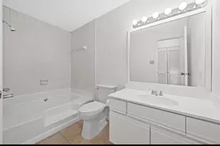 10811 Richmond Ave, Houston, TX 77042 - Photo 12