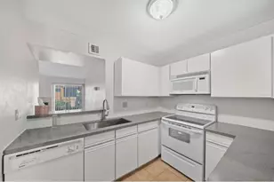 10811 Richmond Ave, Houston, TX 77042 - Photo 8