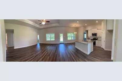 10 Gemstone Court, Angleton, TX 77515 - Photo 2
