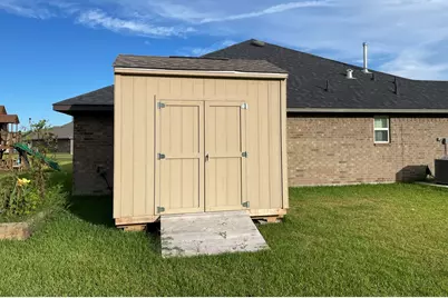 10 Gemstone Court, Angleton, TX 77515 - Photo 6