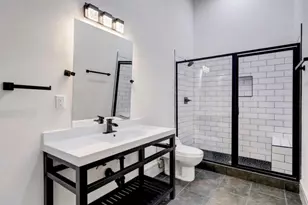 1709 Reverse St, Houston, TX 77055 - Photo 14