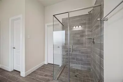 11914 Champions Forest Drive, Mont Belvieu, TX 77535 - Photo 14