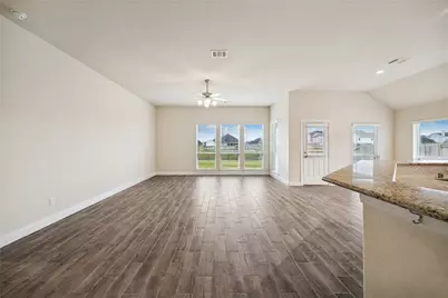 11914 Champions Forest Drive, Mont Belvieu, TX 77535 - Photo 8