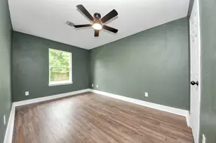 608 Trinity Ln, Pasadena, TX 77506 - Photo 18