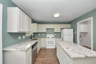 608 Trinity Ln, Pasadena, TX 77506 - Photo 12