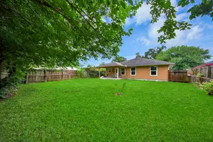 608 Trinity Ln, Pasadena, TX 77506 - Photo 36