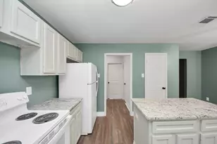 608 Trinity Ln, Pasadena, TX 77506 - Photo 8