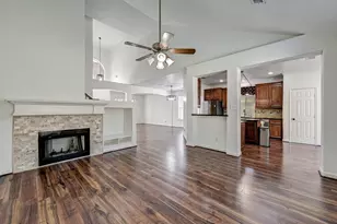 15127 Trumpet Vine Ln, Cypress, TX 77433 - Photo 32