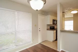 2710 Village Ct, Katy, TX 77493 - Photo 4