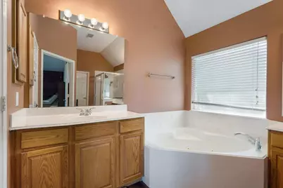 18810 Walden Forest Drive, Humble, TX 77346 - Photo 30