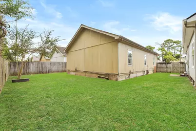 11954 Greensbrook Forest Drive, Houston, TX 77044 - Photo 18