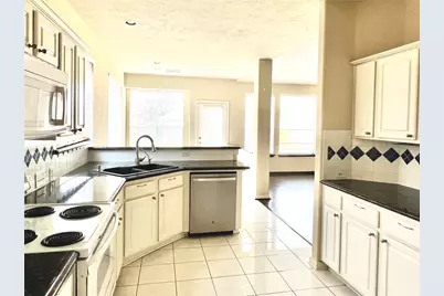4911 Knights Branch Drive, Sugar Land, TX 77479 - Photo 6