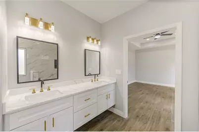 390 N Linnwood, Woodbranch, TX 77357 - Photo 22