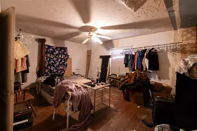 2421 12th Avenue N, Texas City, TX 77590 - Photo 8