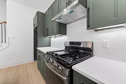 957 Highland Light Lane, Houston, TX 77091 - Photo 10