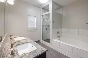 511 Bishop St, Houston, TX 77009 - Photo 16
