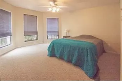 26 Prairie Oak Drive, The Woodlands, TX 77385 - Photo 8