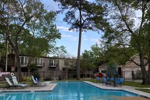 12625 Memorial Dr, Houston, TX 77024 - Photo 18