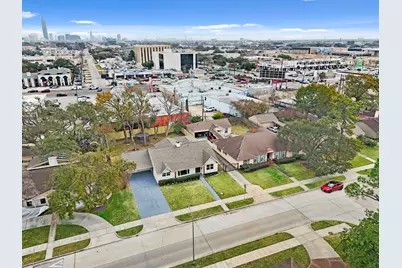 3011 Freshmeadows Drive, Houston, TX 77063 - Photo 48