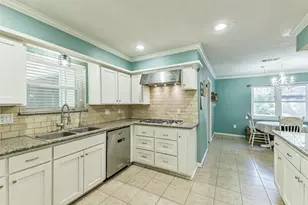 11918 Gardenglen Dr, Houston, TX 77070 - Photo 14