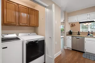 2837 Oakside Dr, Bryan, TX 77802 - Photo 8