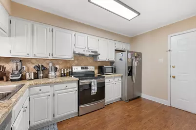2837 Oakside Drive, Bryan, TX 77802 - Photo 6