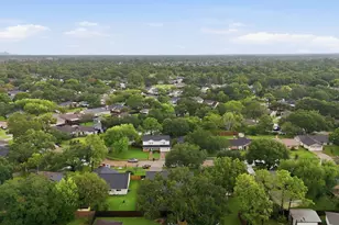 1814 Crooked Creek Ln, Pearland, TX 77581 - Photo 46