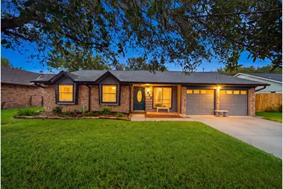 1814 Crooked Creek Lane, Pearland, TX 77581 - Photo 1