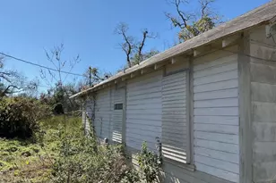 7103 Hwy 36, Jones Creek, TX 77541 - Photo 6