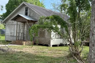 7103 Hwy 36, Jones Creek, TX 77541 - Photo 1